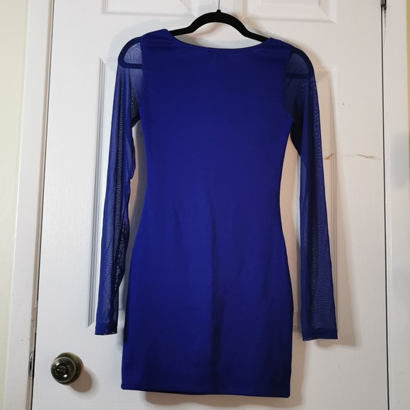 Blue dress - Picture 2 of 4